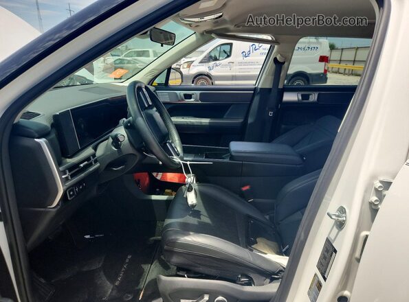 5NMP24GL2SH104282 2025 HYUNDAI SANTA Белый Вид салона спереди
