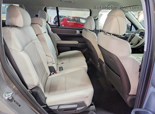 5NMP24GL2TH167948 2026 HYUNDAI SANTA Gray Rear interior view