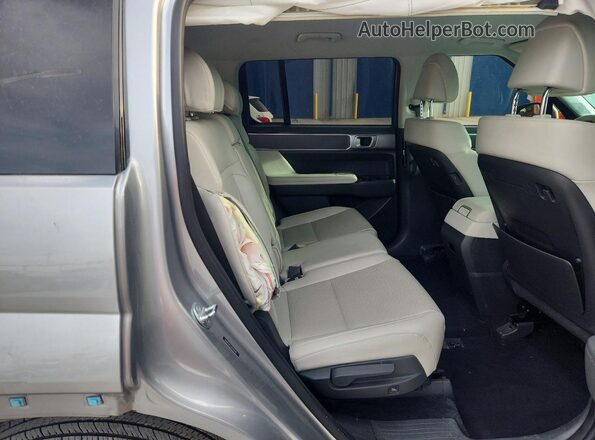 5NMP24GL7RH012210 2024 HYUNDAI SANTA Silver Rear interior view