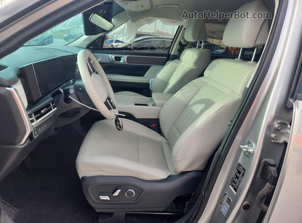 5NMP24GL7RH012210 2024 HYUNDAI SANTA Silver Front interior view