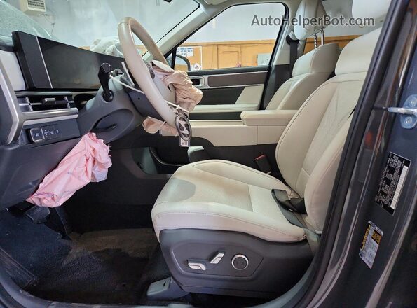 5NMP24GL8TH178694 2026 HYUNDAI SANTA Gray წინა სალონის ხედი