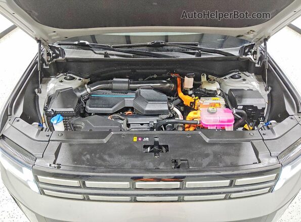 5NMP2DG12RH004384 2024 HYUNDAI SANTA Silver Engine compartment view