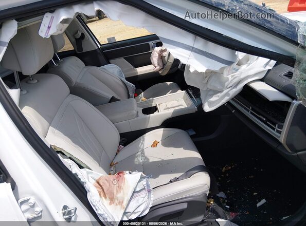 5NMP2DGL5RH030625 2024 HYUNDAI SANTA FE White Widok wnętrza z przodu