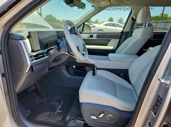 5NMP2DGL7RH067305 2024 HYUNDAI SANTA Silver Widok wnętrza z przodu