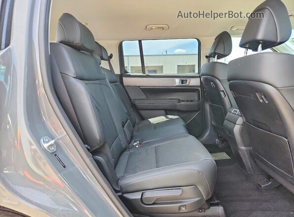 5NMP2DGLXSH123274 2025 HYUNDAI SANTA Gray Rear interior view