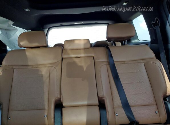 5NMP34G10RH009404 2024 HYUNDAI SANTA Green Rear seats view