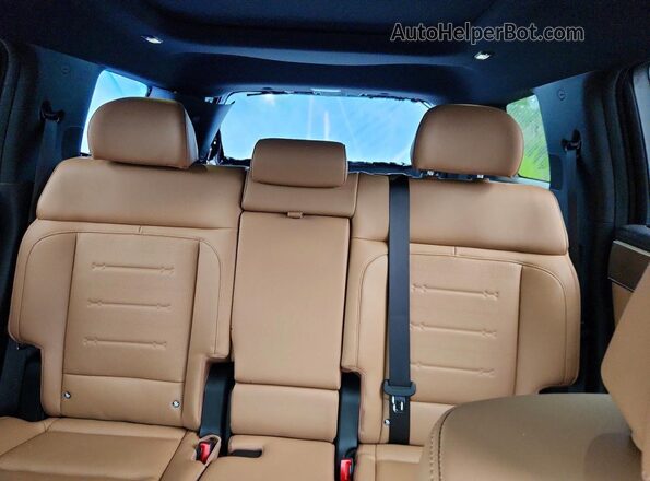 5NMP34G14TH105351 2026 HYUNDAI SANTA Black Rear seats view