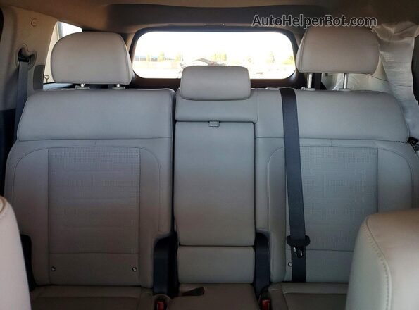 5NMP34G1XSH036177 2025 HYUNDAI SANTA White უკანა სავარძლების ხედი