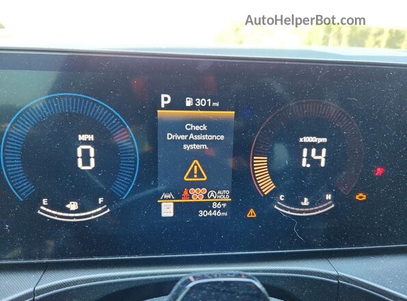 5NMP3DGL7RH015752 2024 HYUNDAI SANTA Green Instrument cluster view