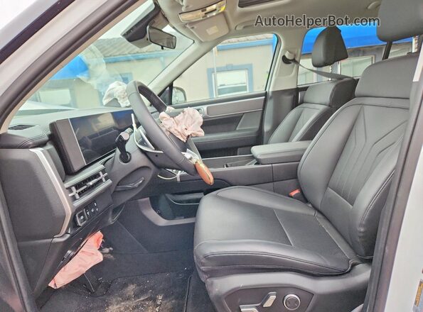 5NMP3DGL7RH024757 2024 HYUNDAI SANTA White Front interior view