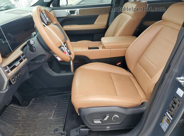 5NMP44GL5SH076956 2025 HYUNDAI SANTA Gray Вид салону спереду