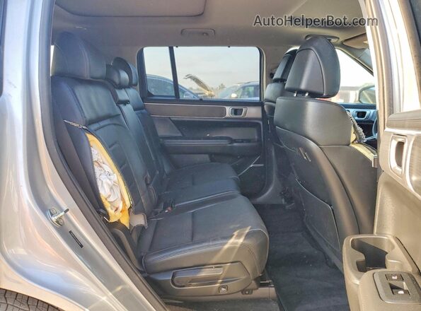 5NMP44GL6RH023807 2024 HYUNDAI SANTA Silver უკანა სალონის ხედი