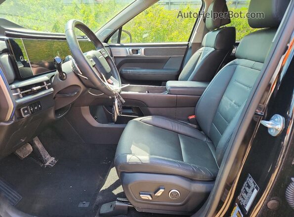 5NMP4DGL1SH128079 2025 HYUNDAI SANTA Black Front interior view