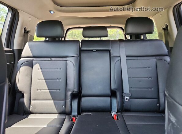 5NMP4DGL1SH128079 2025 HYUNDAI SANTA Black Rear seats view