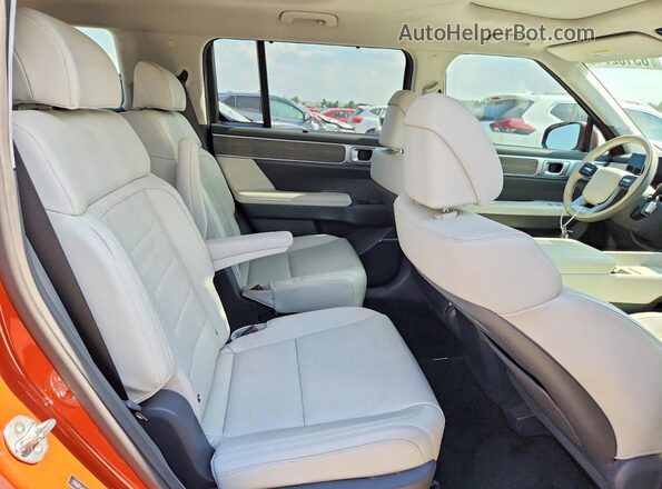 5NMP54GL5RH065964 2024 HYUNDAI SANTA Orange Rear interior view
