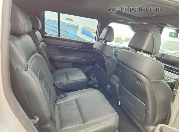 5NMP5DG14SH025279 2025 HYUNDAI SANTA White Rear interior view
