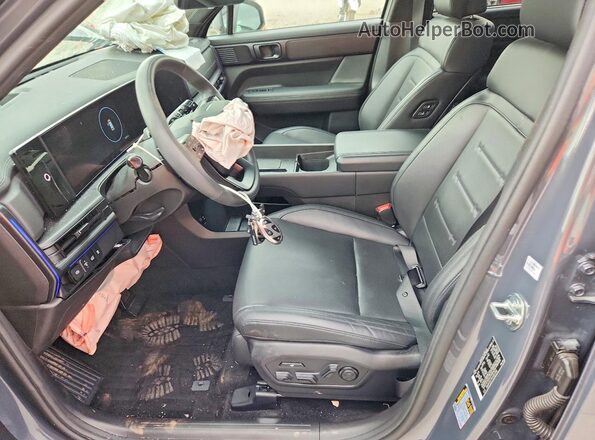 5NMP5DG19SH023348 2025 HYUNDAI SANTA Gray Front interior view