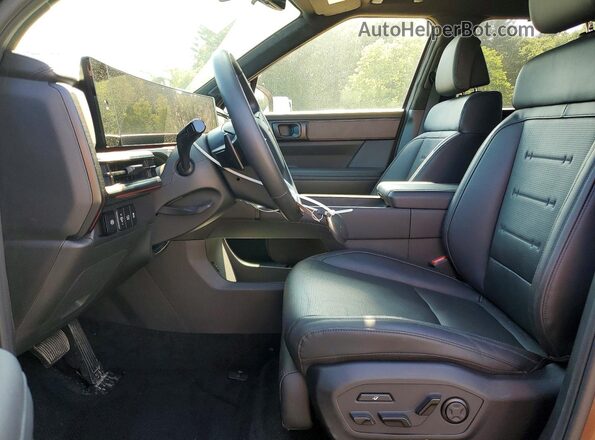 5NMP5DGL2SH099382 2025 HYUNDAI SANTA Brown Front interior view