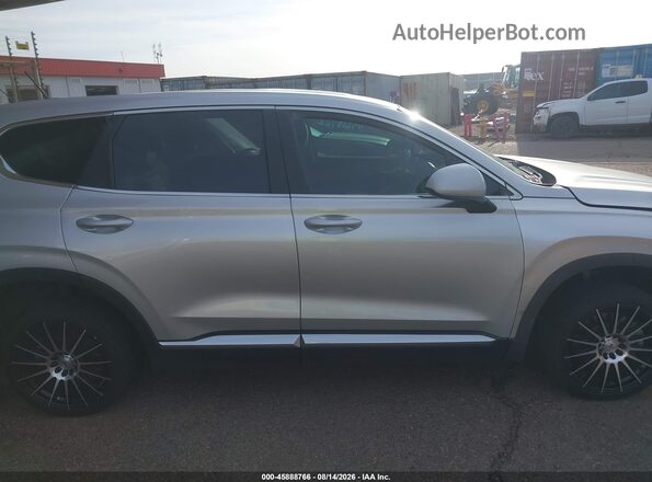 5NMS23AD0KH043262 2019 HYUNDAI SANTA FE Серебряный Вид задней части салона