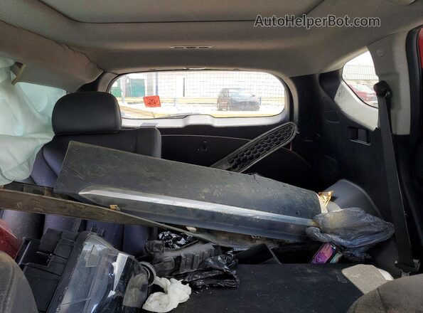 5NMS5CAA3KH066466 2019 HYUNDAI SANTA Red Rear seats view