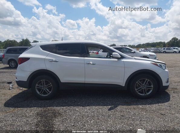 5NMZT3LB0HH017289 2017 HYUNDAI SANTA FE SPORT Белый Вид задней части салона