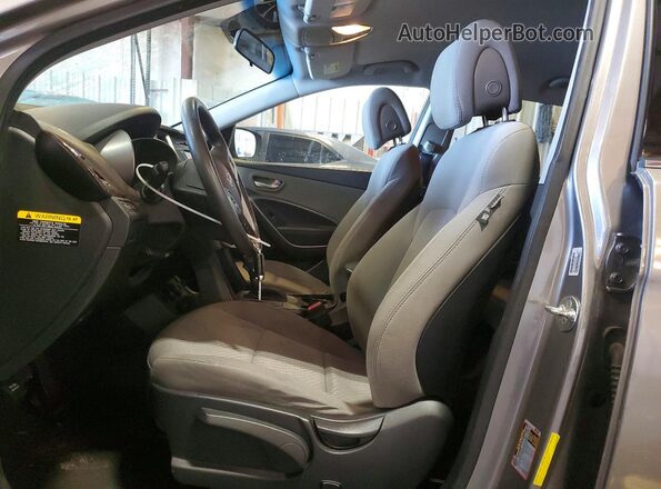 5NMZT3LB2JH097233 2018 HYUNDAI SANTA Gray Front interior view