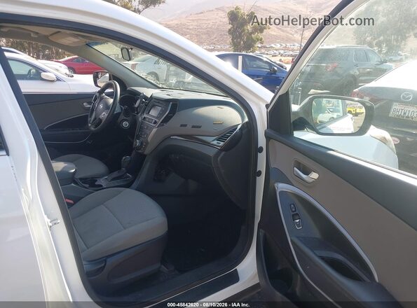 5NMZT3LB7JH071906 2018 HYUNDAI SANTA FE SPORT Белый Вид салона спереди