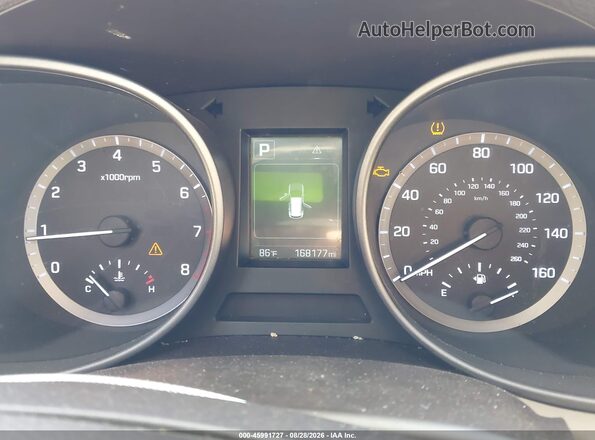 5NMZU3LB2HH003178 2017 HYUNDAI SANTA FE SPORT White Vista de los asientos traseros