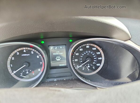 5NMZU3LB7HH011129 2017 HYUNDAI SANTA Black Widok zestawu wskaźników