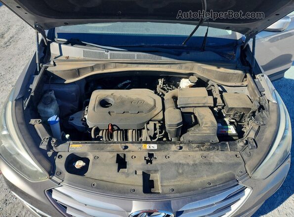 5NMZU3LB7HH018016 2017 HYUNDAI SANTA Gray Vista del compartimento del motor
