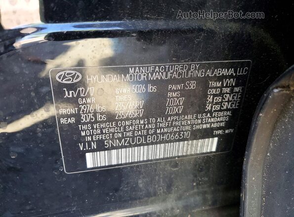 5NMZUDLB0JH066310 2018 HYUNDAI SANTA Black Vista del compartimento del motor