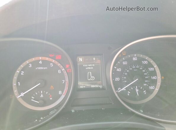 5NMZUDLB2HH047932 2017 HYUNDAI SANTA Black Սարքավորումների վահանակի տեսք