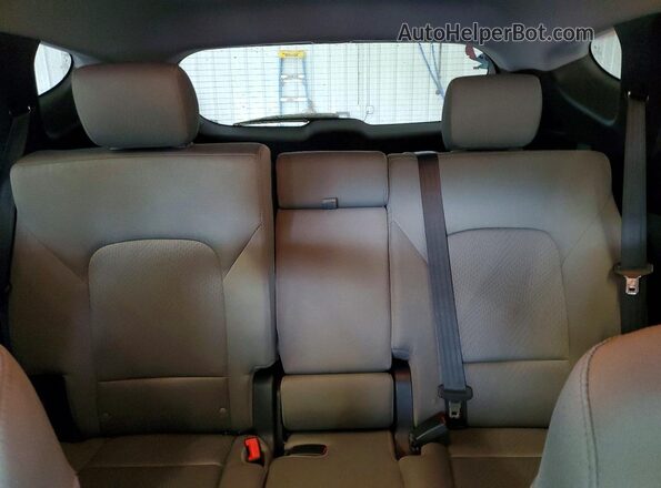 5NMZUDLB3JH085479 2018 HYUNDAI SANTA Gray Հետևի նստատեղերի տեսք