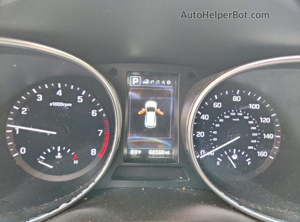 5NMZUDLB8JH100977 2018 HYUNDAI SANTA Black Widok zestawu wskaźników