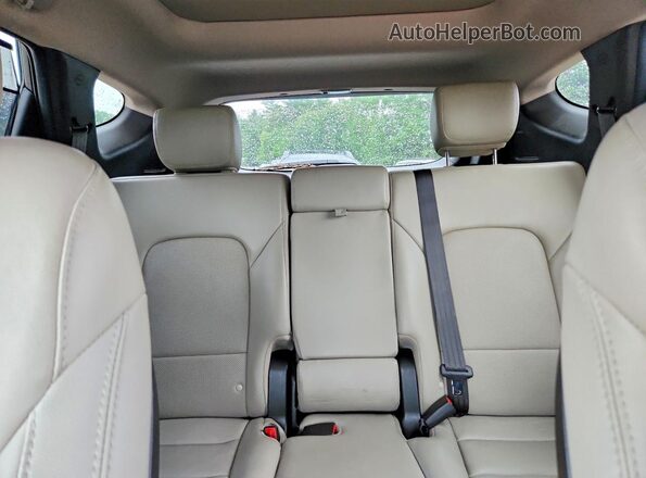 5NMZUDLB8JH100977 2018 HYUNDAI SANTA Black Widok tylnych siedzeń