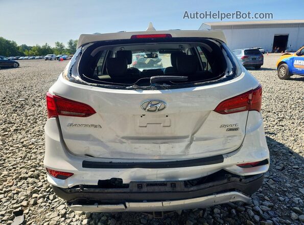 5NMZUDLBXHH008134 2017 HYUNDAI SANTA White Rear view