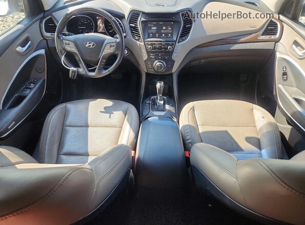 5NMZUDLBXHH008134 2017 HYUNDAI SANTA White Dashboard view