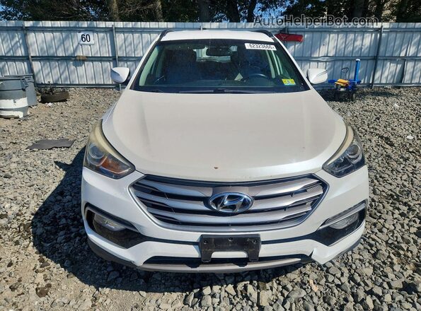 5NMZUDLBXHH008134 2017 HYUNDAI SANTA White Front view