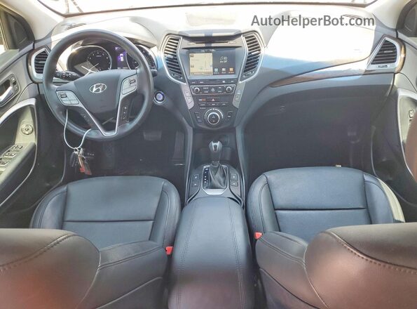 5NMZW4LAXHH044827 2017 HYUNDAI SANTA Silver Widok deski rozdzielczej