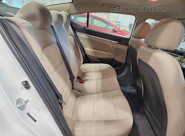 5NPD74LF0KH425812 2019 HYUNDAI ELANTRA Белый Вид задних сидений