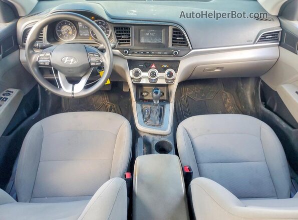 5NPD74LF0KH456509 2019 HYUNDAI ELANTRA Черный Вид панели приборов