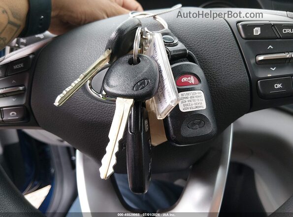 5NPD74LF0LH608984 2020 HYUNDAI ELANTRA Blue Widok deski rozdzielczej