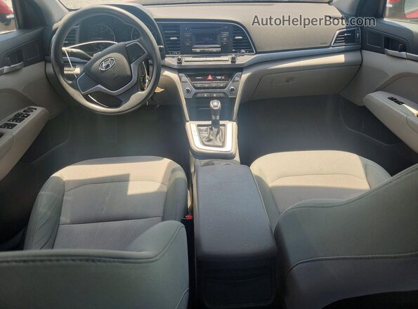 5NPD74LF1HH050506 2017 HYUNDAI ELANTRA Red Вид панелі приладів