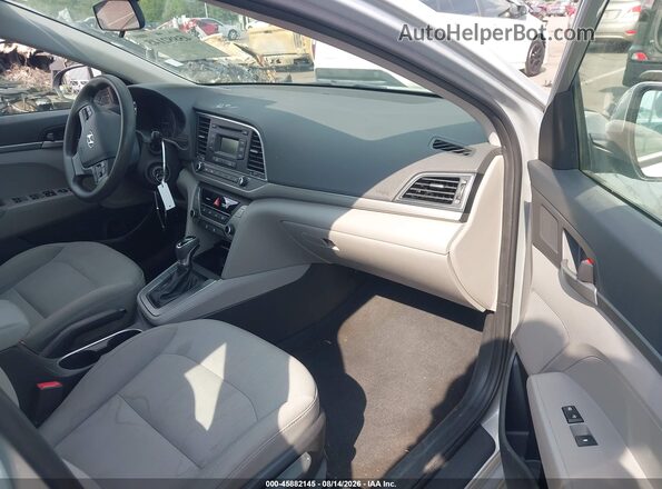 5NPD74LF1HH178065 2017 HYUNDAI ELANTRA Silver Vista interior delantera