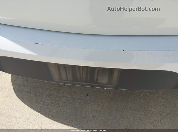 5NPD74LF1KH492886 2019 HYUNDAI ELANTRA White 