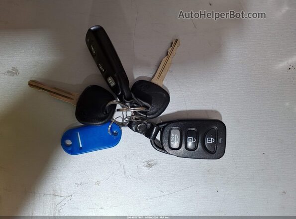 5NPD74LF1LH610193 2020 HYUNDAI ELANTRA White Առջևի վահանակի տեսք