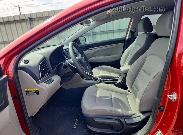 5NPD74LF2HH167351 2017 HYUNDAI ELANTRA Red Front interior view