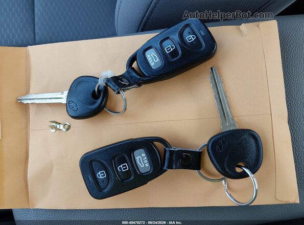 5NPD74LF2LH603284 2020 HYUNDAI ELANTRA Silver წინა პანელის ხედი