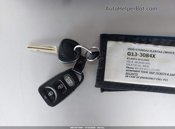 5NPD74LF2LH610199 2020 HYUNDAI ELANTRA White Vista del salpicadero