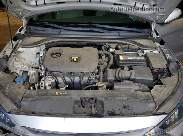 5NPD74LF2LH615175 2020 HYUNDAI ELANTRA Silver Widok wnętrza z tyłu